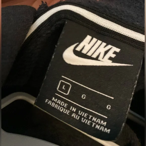 Nike Rally Metallic Clash - Size Large - Picture 4 of 5